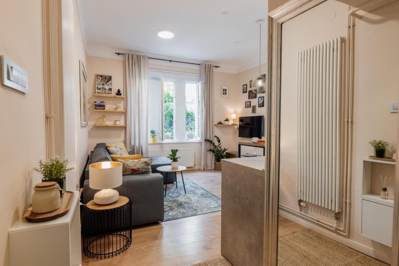 Mm Apartment Загреб Екстериор снимка